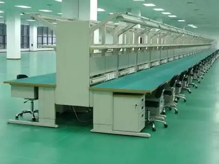 防靜電工作臺(tái)的安裝是否復(fù)雜？